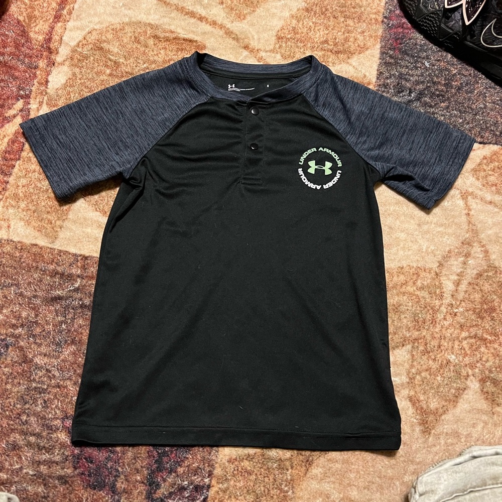 Under Armour Black Henley Tee with Heathered Gray Raglan Sleeves